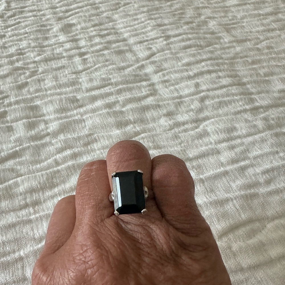 Black rectangle Onyx ring in sterling silver vintage setting size 8